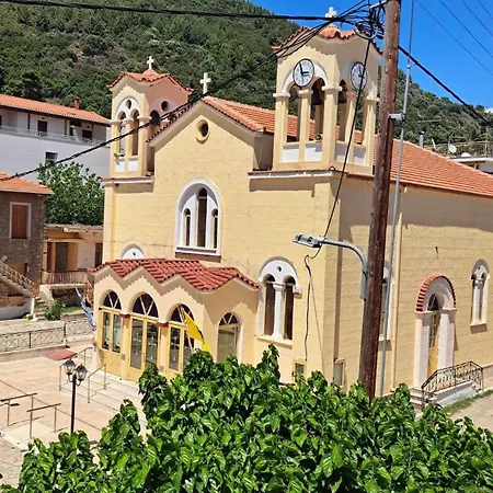 Heirlooms And Halos Casa de Férias Monastiraki (Phocis)