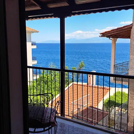 Heirlooms And Halos * Monastiraki (Phocis)