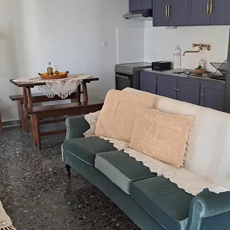 Holiday home Heirlooms And Halos Monastiraki (Phocis)