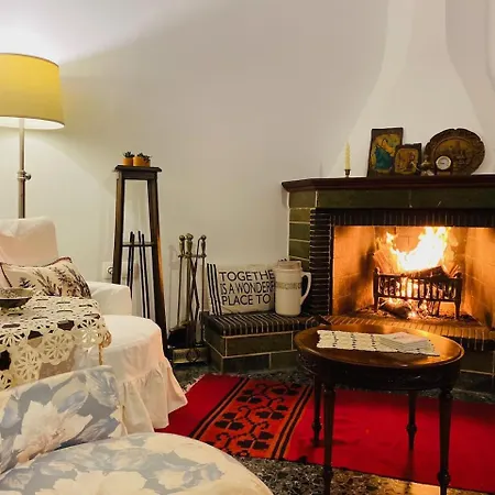 Heirlooms And Halos Casa de Férias Monastiraki (Phocis)